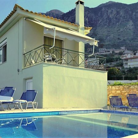 Semiramis Suites With Pool Calamata Exterior foto