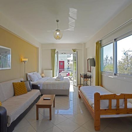 Semiramis Suites With Pool Calamata Exterior foto